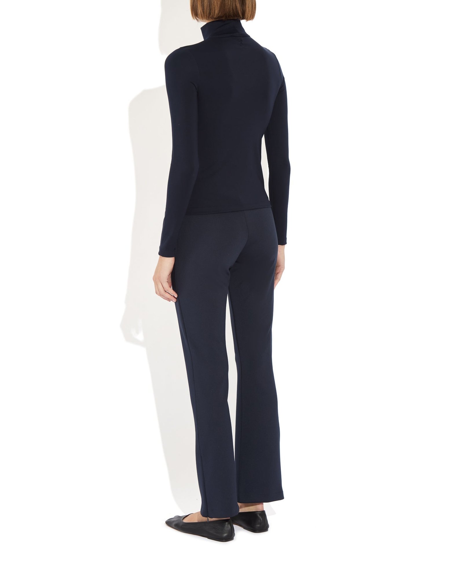 Sarah Pant - Image 6